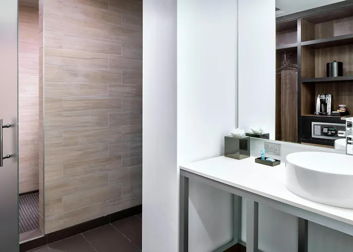Aloft By Marriott Worth Downtown 3*
