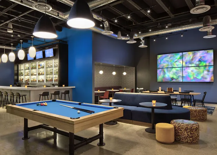 Hotel Aloft By Marriott Worth Downtown 3*